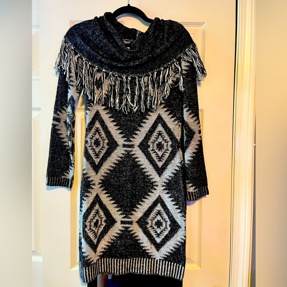 Sweater dress with slouchy collar